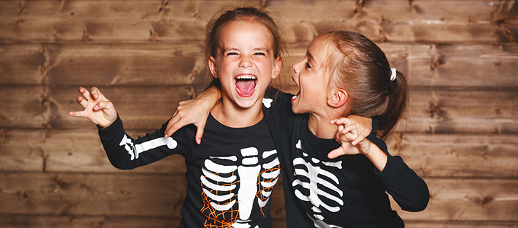 Less Waste, Non-toxic Halloween Tips